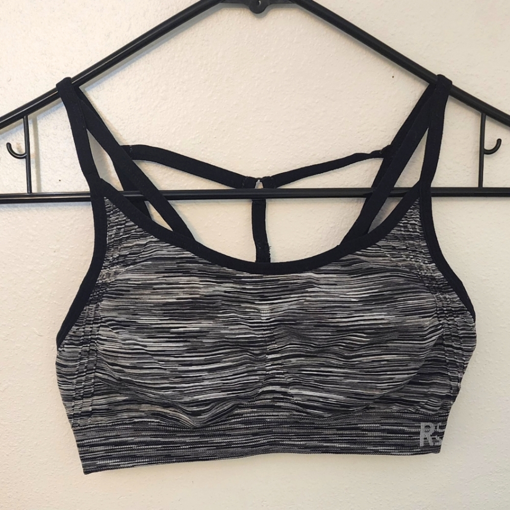 Reaction Kenneth Cole Black/Gray Wireless Stretch Sports Bra